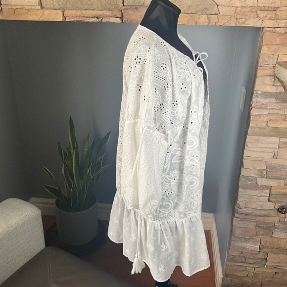 Anthropologie Maeve White Eyelet Romantic Ruffle Kimono Resortwear Cruise Travel - Picture 2 of 9